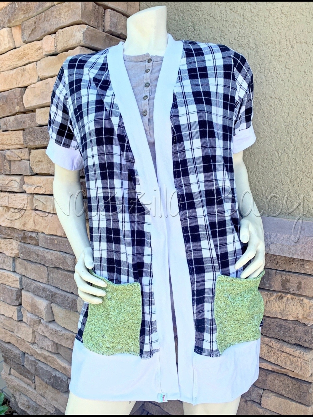 Adult Large White & Navy Plaid Short-Sleeve Cardigan with Green Patch Pockets